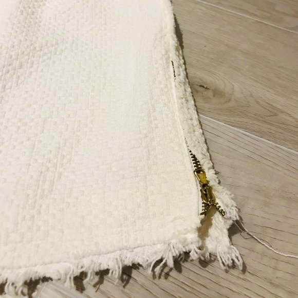 Zara White Tweed Mini Skirt - Picture 2 of 4